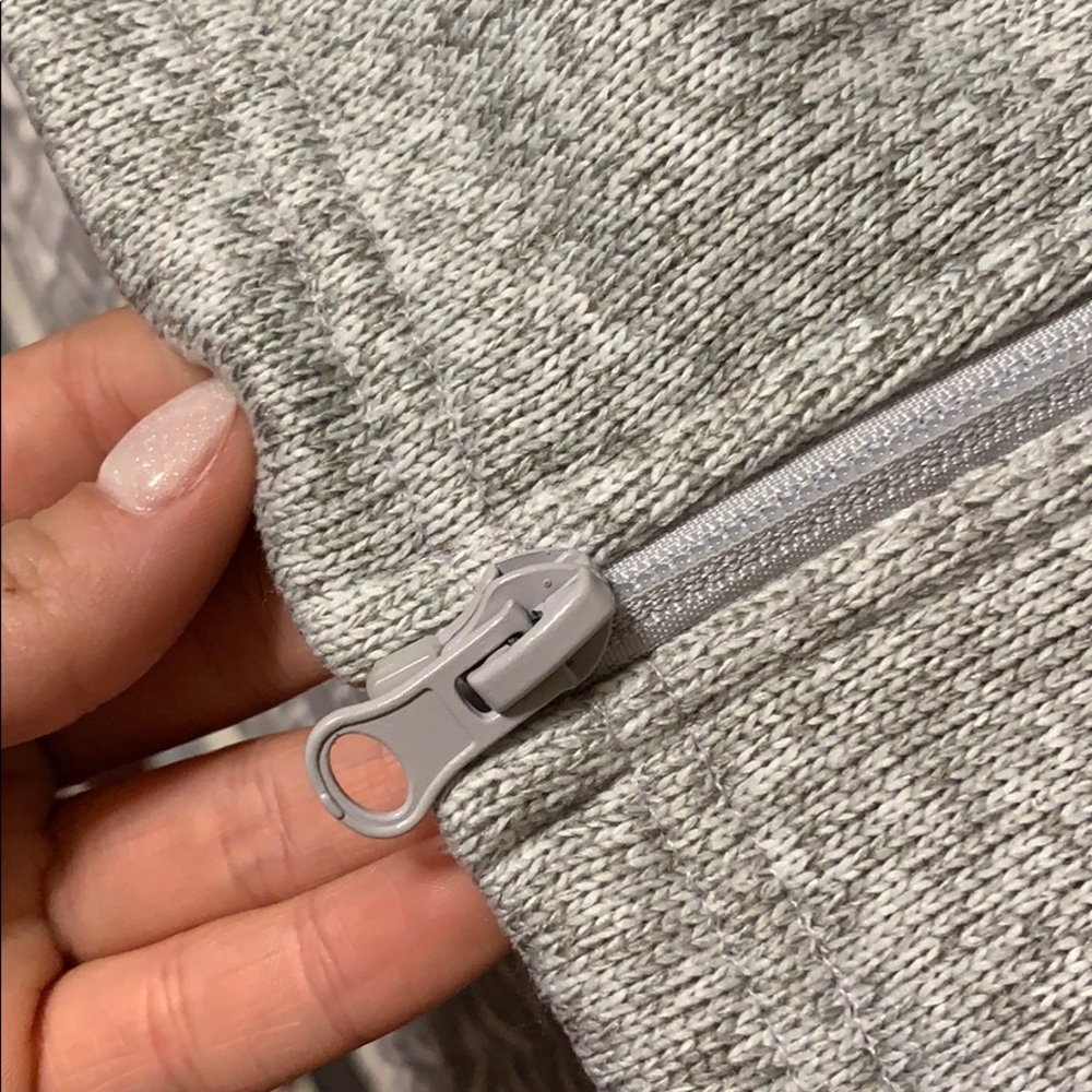 Vest - Picture 2 of 2